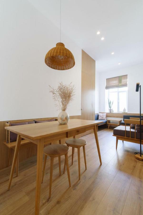 Sunrise Apartment Лвив Екстериор снимка