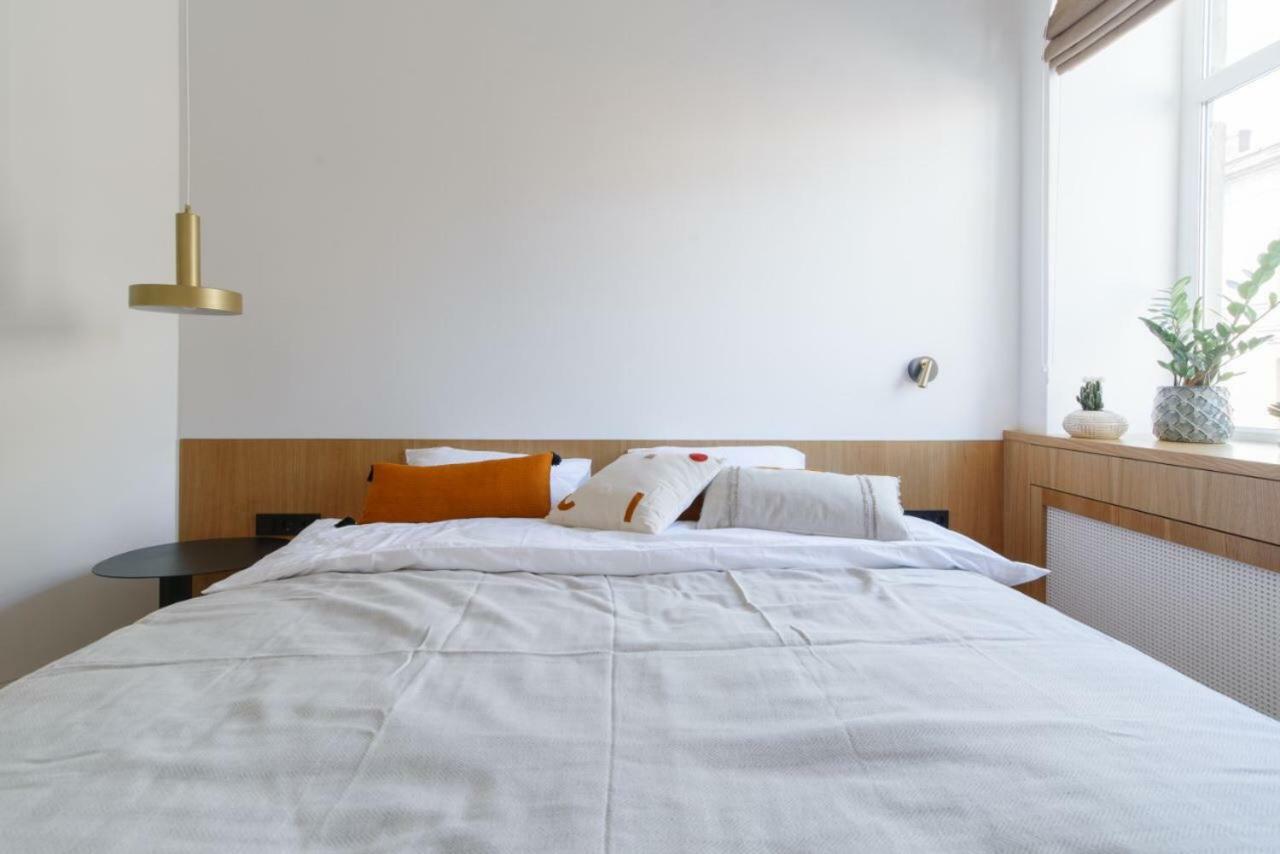 Sunrise Apartment Лвив Екстериор снимка