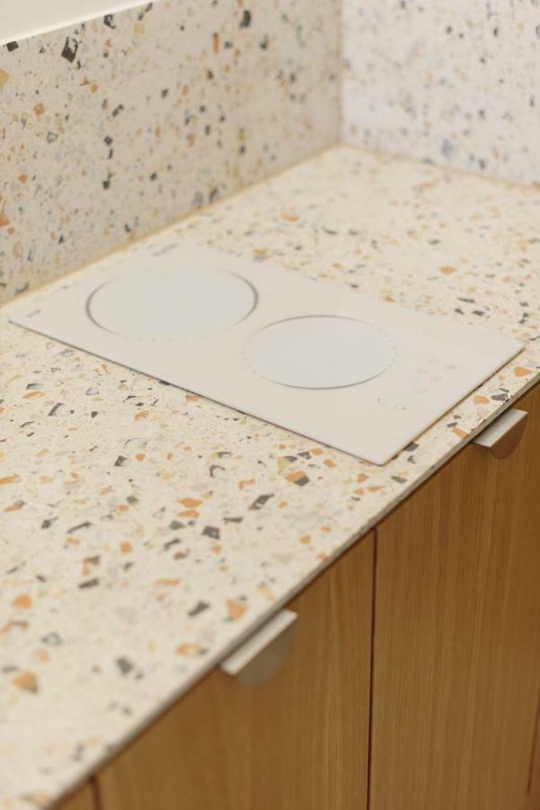 Sunrise Apartment Лвив Екстериор снимка